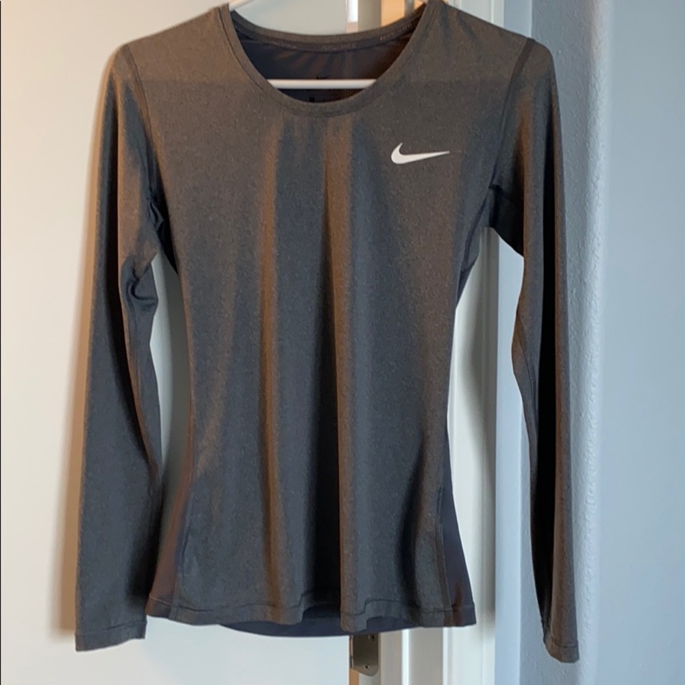 Nike long sleeve shirt